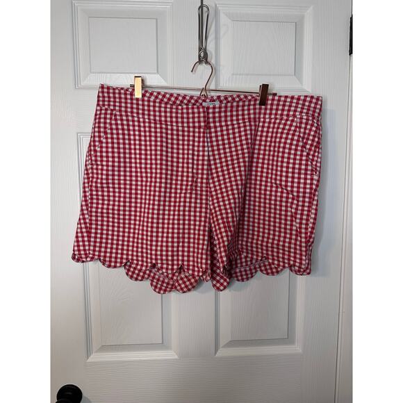 Crown & Ivy SHELBY Red and White Gingham plaid Shorts sz 18w - Picture 1 of 4